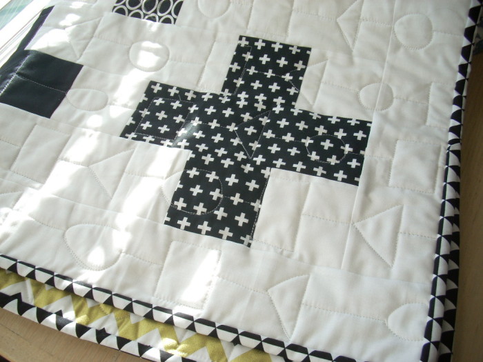 black and white baby quilt