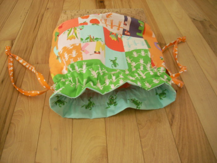 kinder drawstring bag